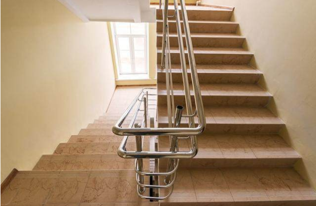 楼梯防滑铜条样式图