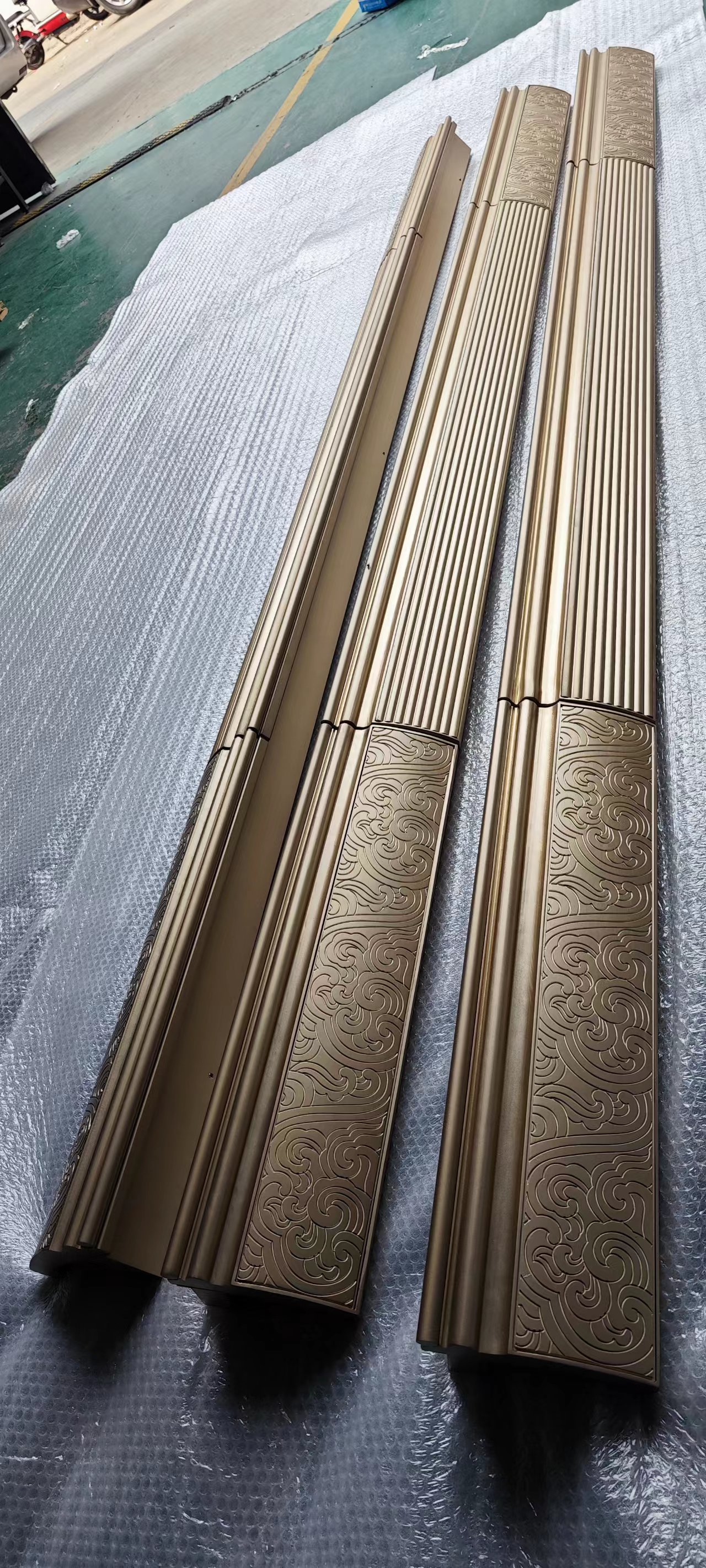 广州会展中心拼接组合铜拉手型材